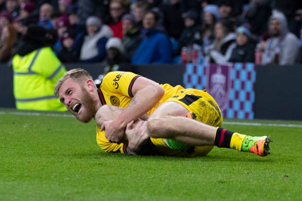 比锡前锋谢 比锡前锋谢